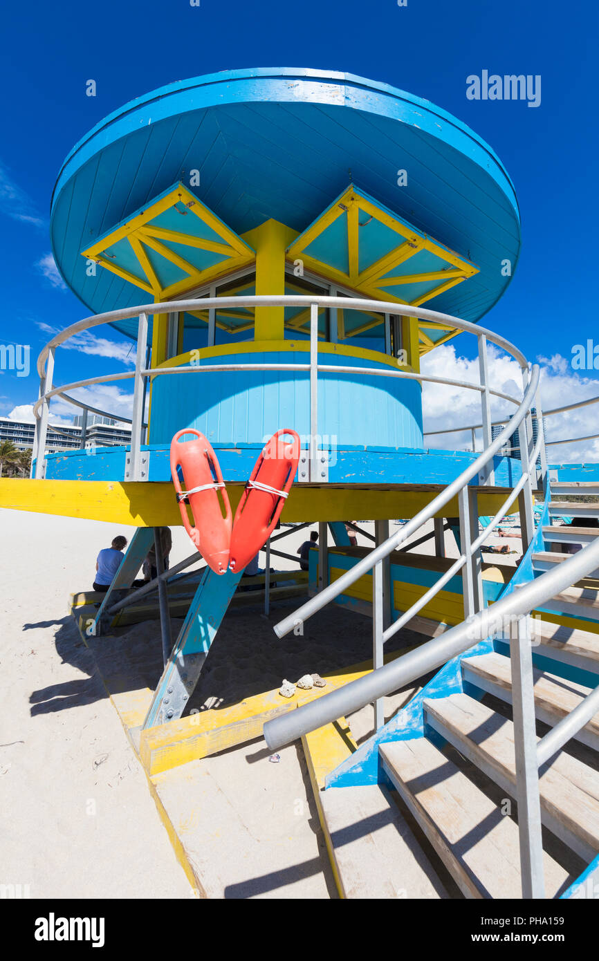 Torre de vigilante de la playa South Beach, Miami, Florida, Estados Unidos de América, América del Norte Foto de stock