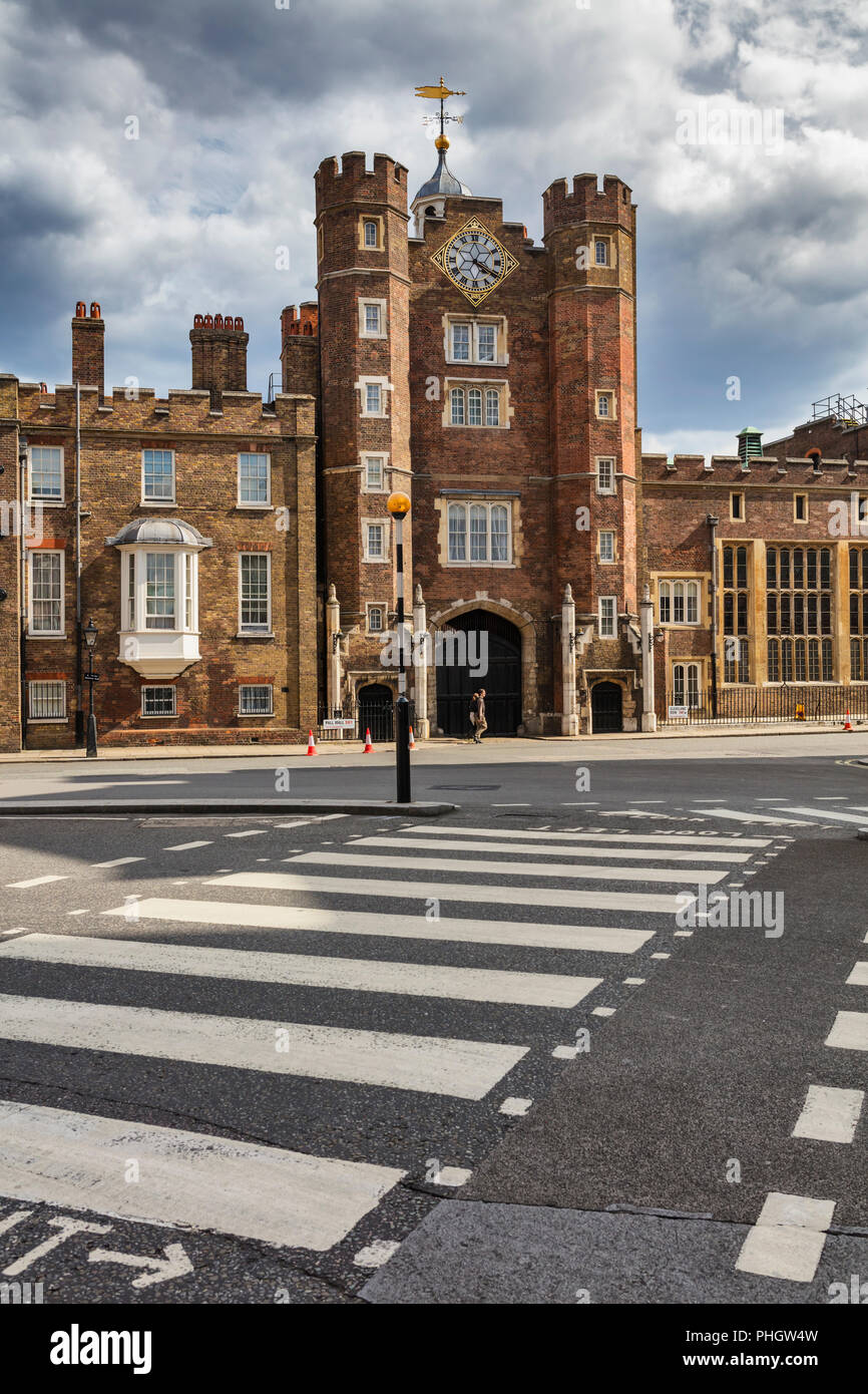 St James's Palace, la residencia real, Londres, Inglaterra, Reino Unido. Foto de stock