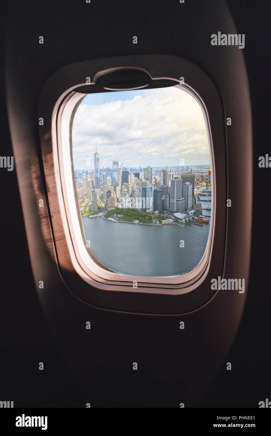 Ventana de avión Ciudad de Nueva York Foto de stock