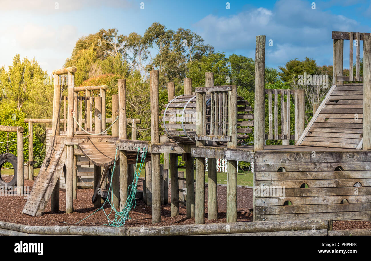 Juego del patio de la escuela fotografías e imágenes de alta resolución