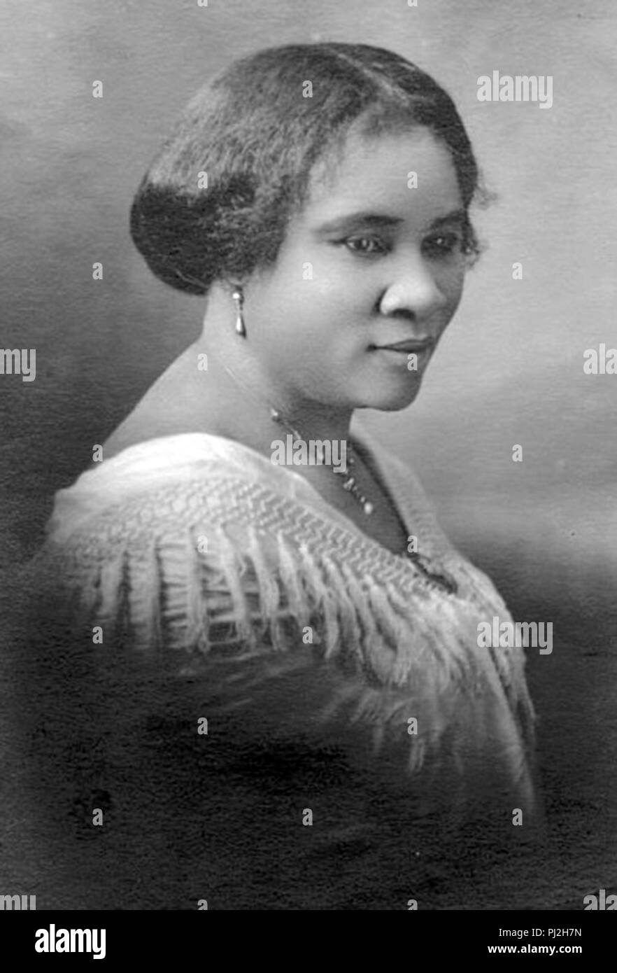 Señora C.J. Walker, la primera mujer estadounidense self-made millonario de cualquier raza, Sarah Breedlove (1867 - 1919), conocida como la señora C. J. Walker, empresario afroamericano y la primera mujer self-made millonario en los Estados Unidos Foto de stock