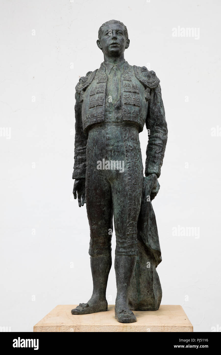 Antonio Ordóñez, torero, estatua, Ronda, Andalucia, Spain Foto de stock