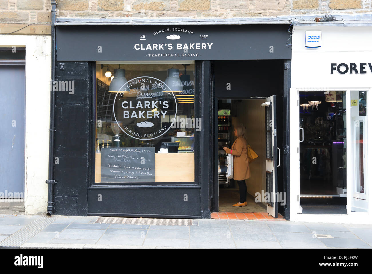 Café de la panadería de clarks fotografías e imágenes de alta resolución -  Alamy