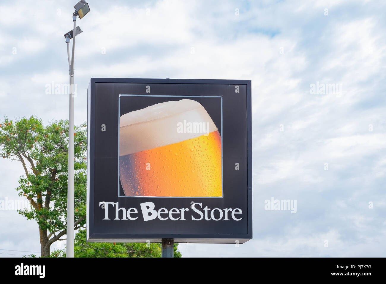 Una cadena de tiendas de venta de cerveza y bebidas de malta en la provincia de Ontario. Propiedad privada de un grupo de base de Ontario cervecerías con apro Foto de stock