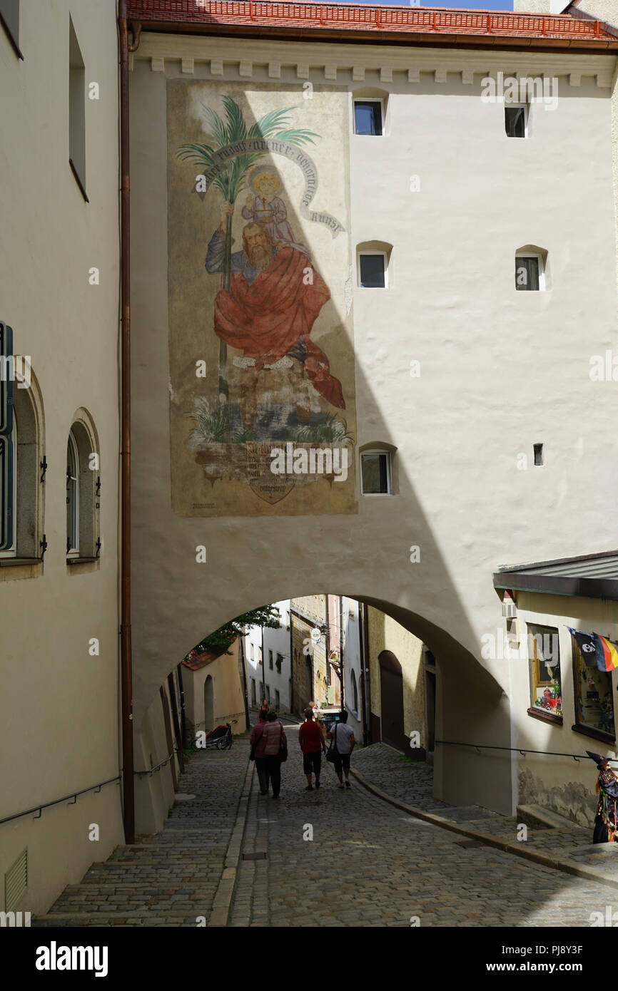 Soy Paulusbogen Rindermarkt, ältestes der fünf erhaltenen Stadttore von Passau, el Altstadt, Passau, Bayern, Deutschland Foto de stock