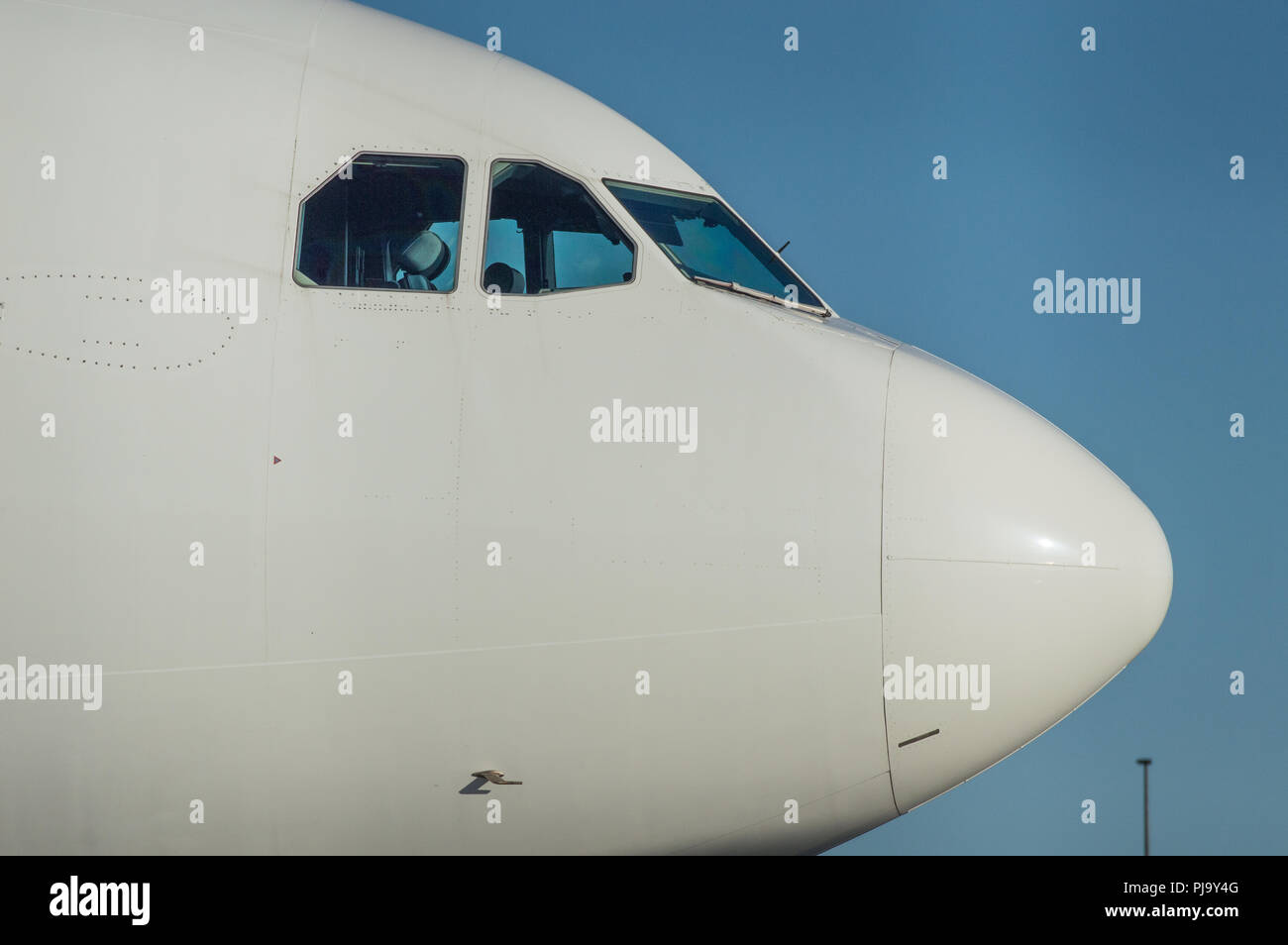 Thomas Cook visto aviones Airbus A330 en el Aeropuerto Internacional de Glasgow, Renfrewshire, Escocia - 10 de septiembre de 2017 Foto de stock
