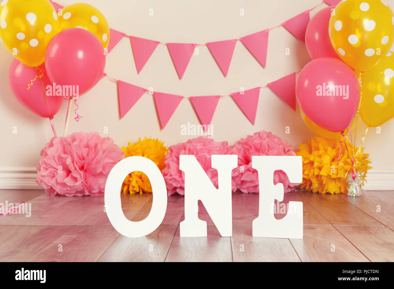 Fondo para la decoración festiva celebración de cumpleaños con 