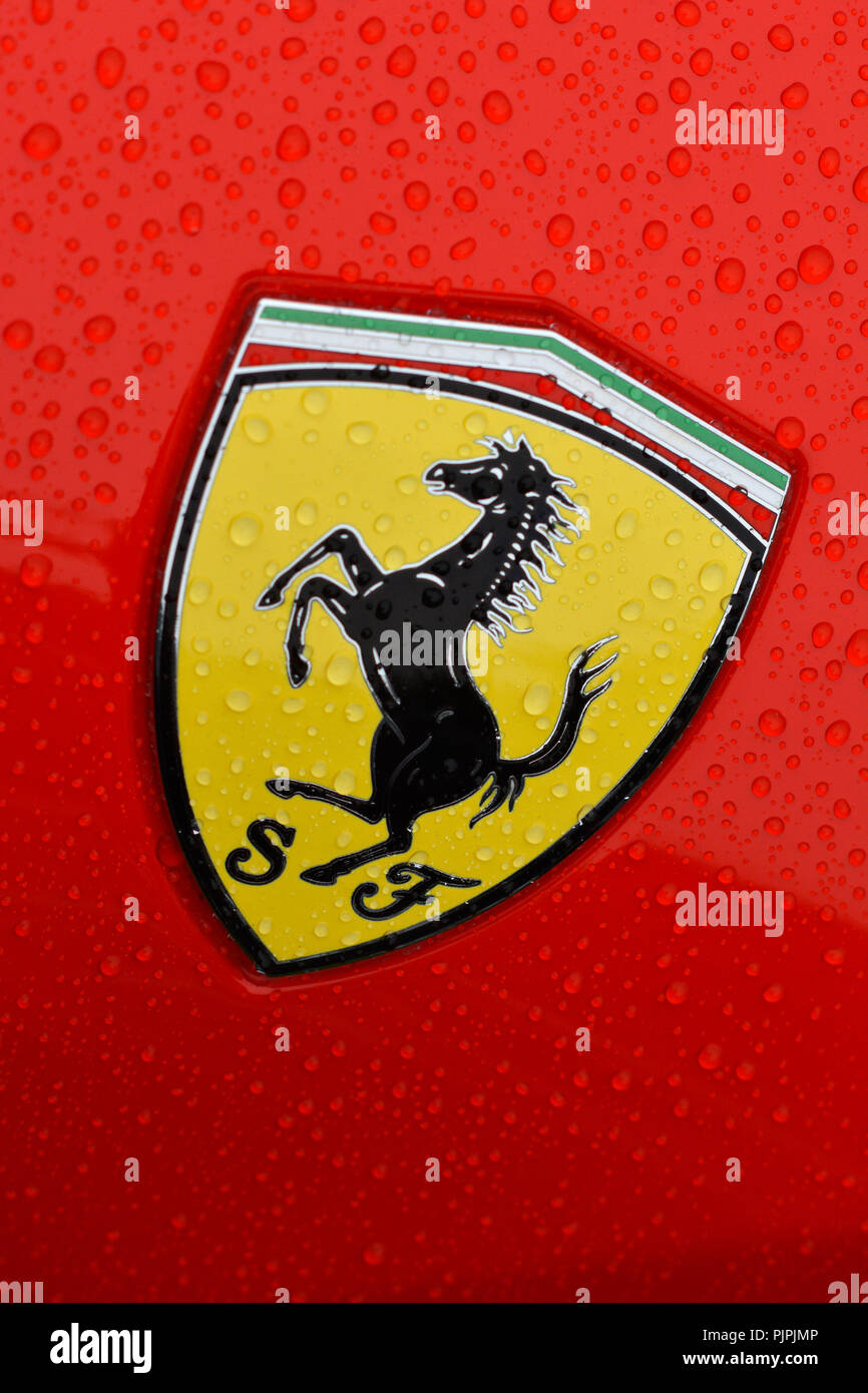 Placa De Identificacion De Ferrari Fotografias E Imagenes De Alta Resolucion Alamy