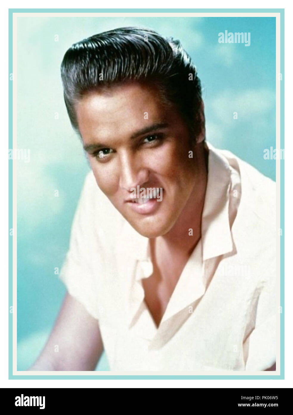 ELVIS PRESLEY 1960 studio promotional color retrato Foto de stock