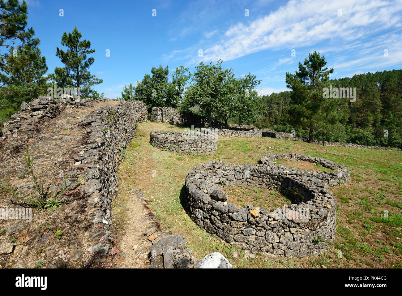 Asentamiento de la Edad de Hierro de Carvalhelhos, Boticas. Trás os Montes, Portugal Foto de stock