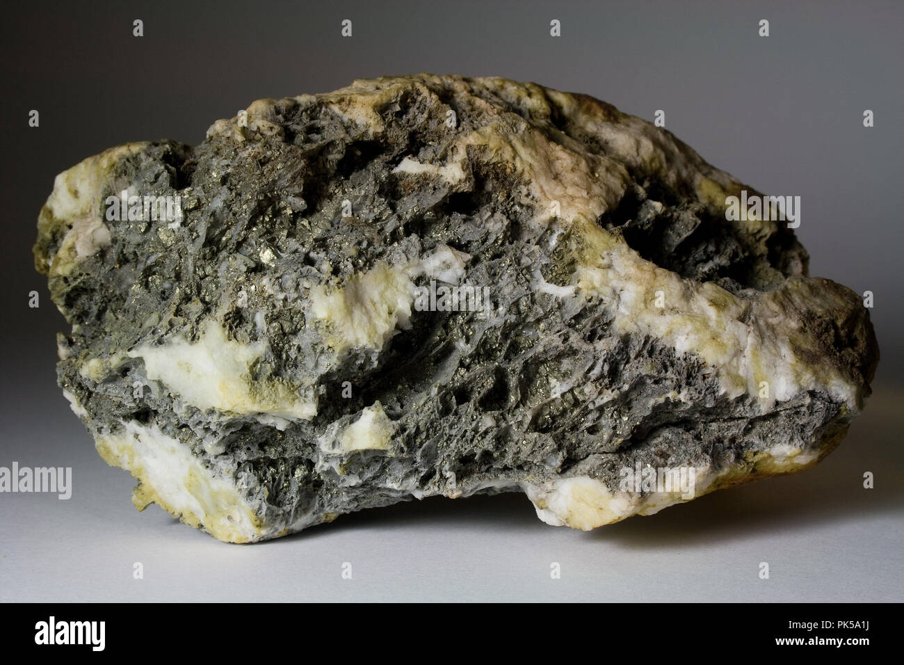 Plata / oro High-Grade mineral - encontrado cerca de Philpsburg, Montana, EE.UU. Foto de stock