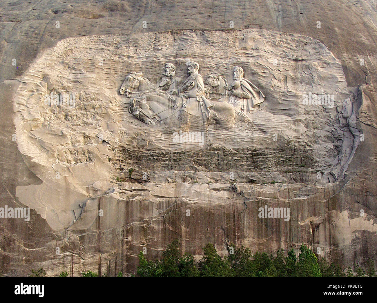 Famoso y controvertido tallando sobre la faz de la montaña de piedra en
