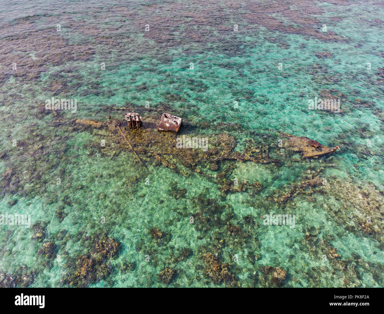 Naufragio en el Arrecife de Coral en el Mar Caribe Foto de stock