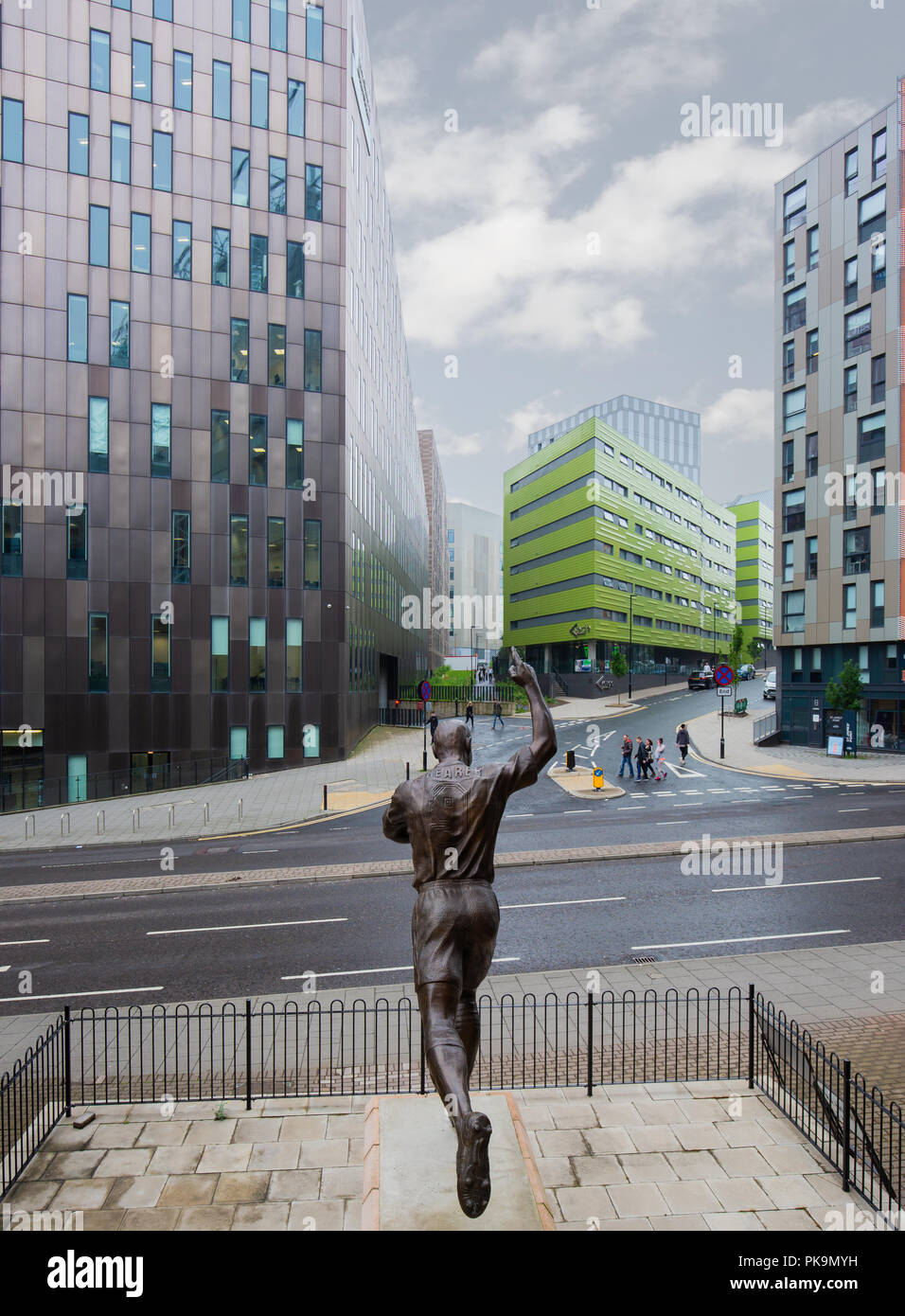 Estatua de Alan Shearer fuera de St James' park, Newcastle United Football Club Foto de stock