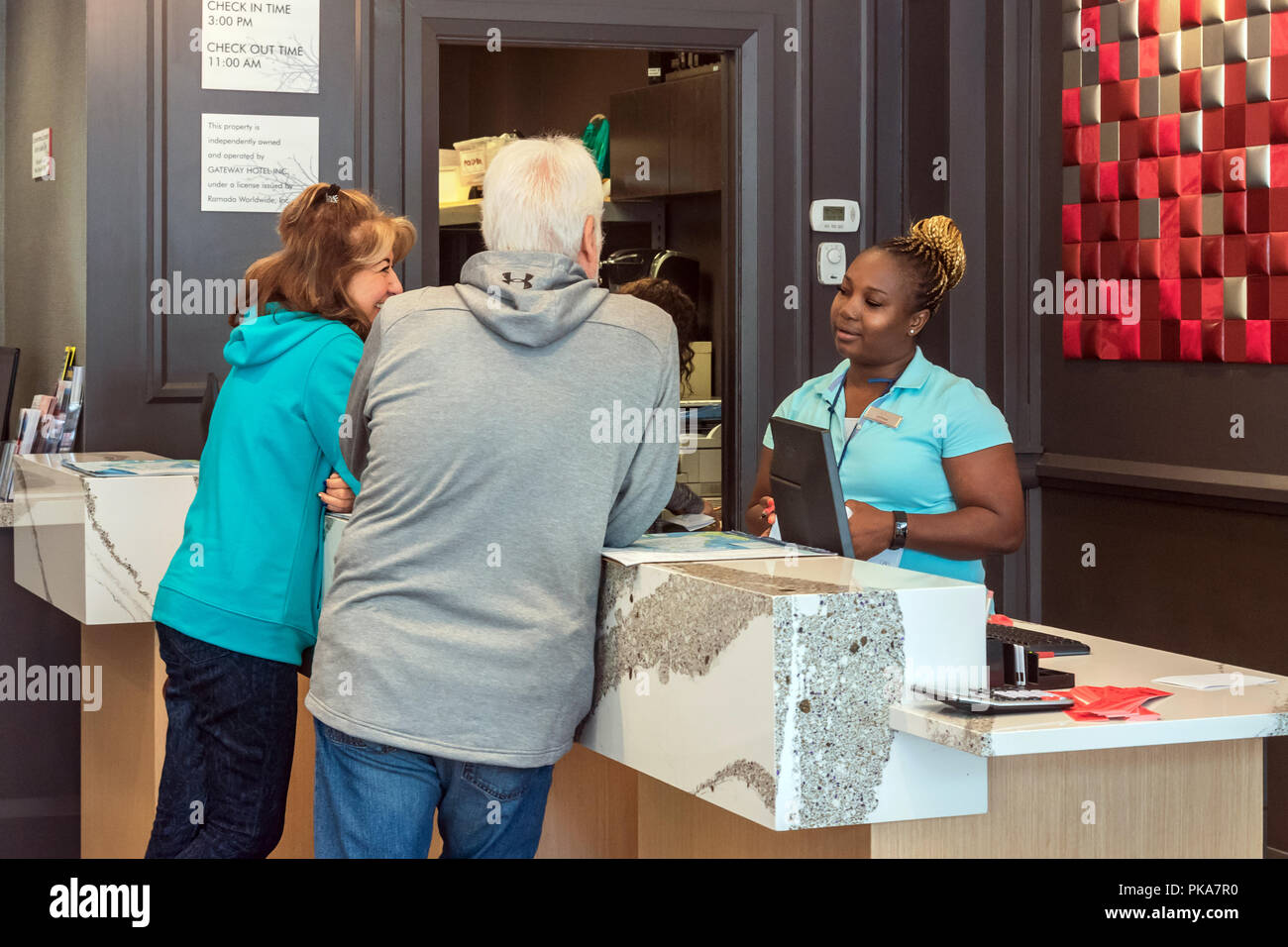 Empleado del hotel fotografías e imágenes de alta resolución Alamy