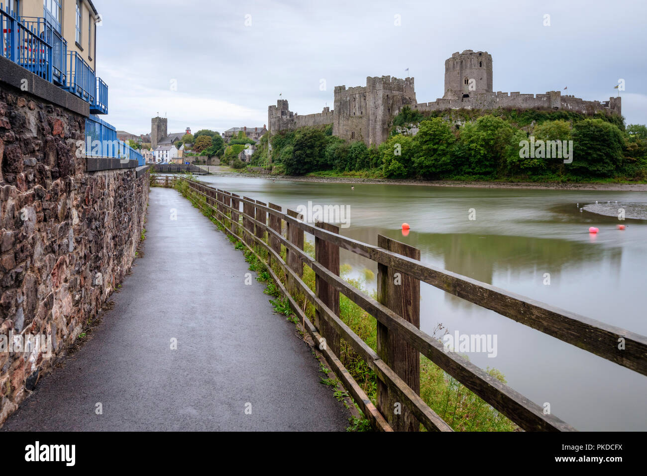 Pembroke Castle, Pembrokeshire (Gales, Reino Unido, Europa Foto de stock