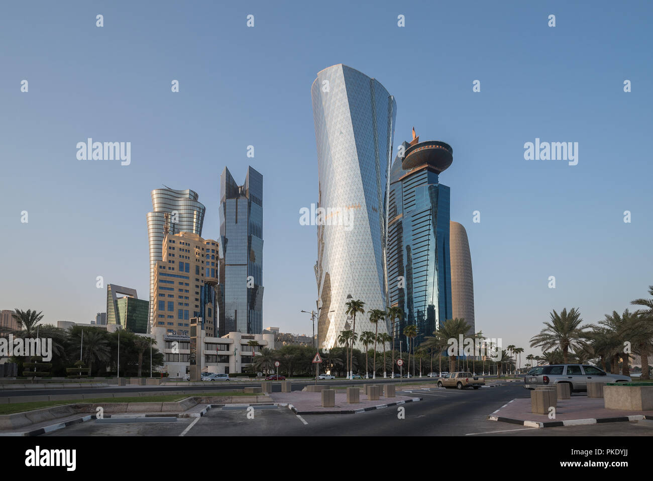Rascacielos de Doha, Qatar Foto de stock