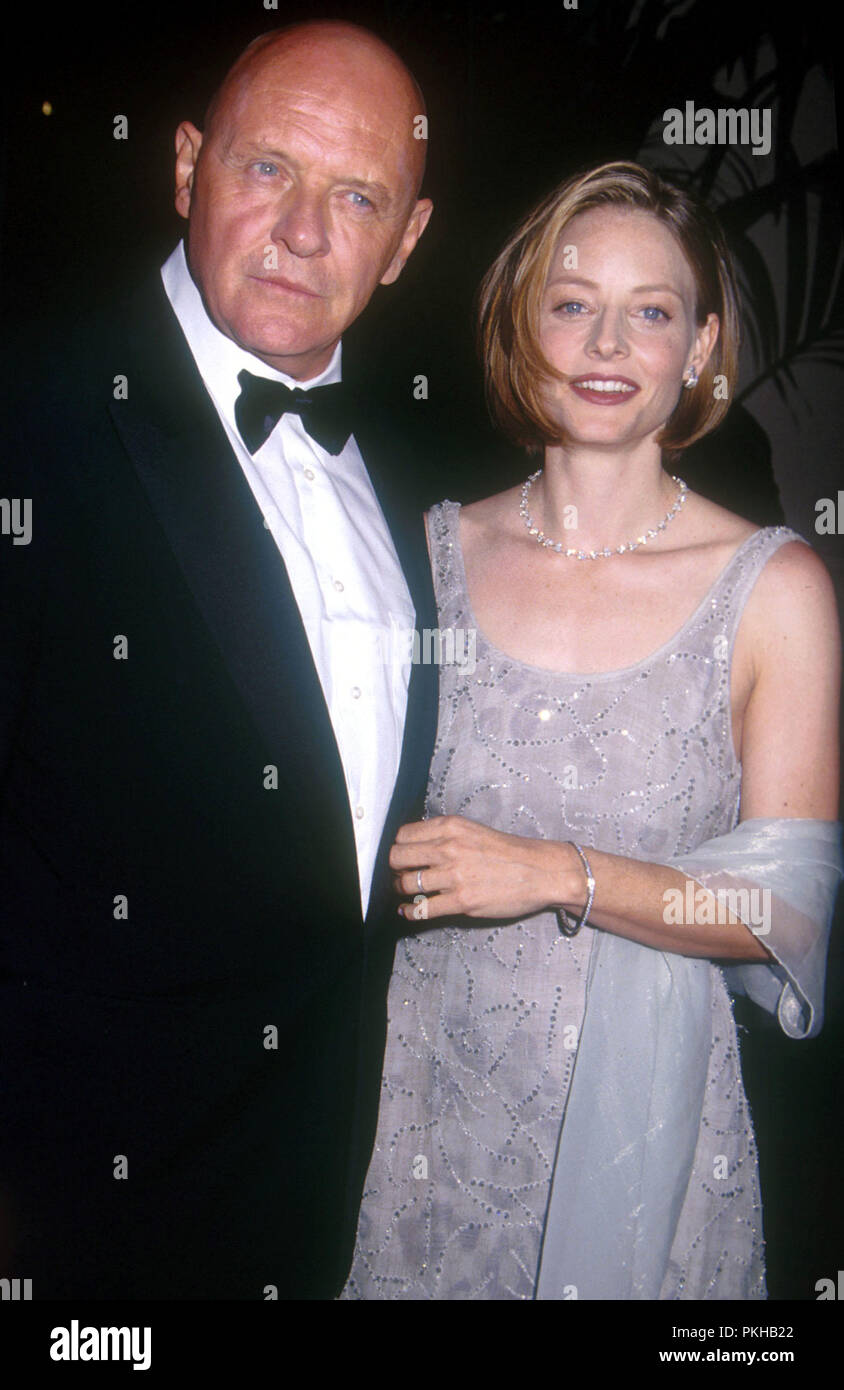 Los Angeles. Anthony Hopkins y Jodie Foster en 'American Cinemetique Awards", celebrada en el Beverly Hilton Hotel . El 10 de septiembre, 1999. Imagen/byLuongo Landmark/ MediaPunch Ref: LMK30-LIB640-151205 Foto de stock