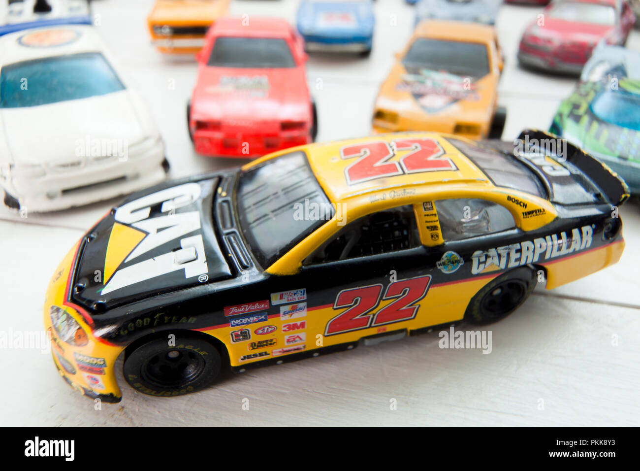 MAQUETAS DE PAPEL DE COCHES NASCAR – MAQUETAS MODELOS DODGE