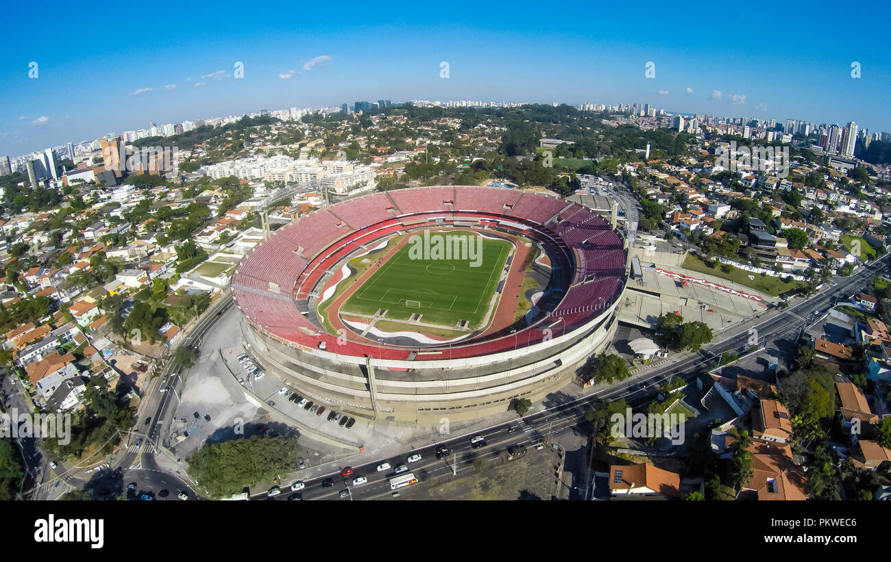 Sao Paulo Fútbol Club, Estadio Morumbi o Cícero Pompeu Toledo Stadium. Foto tomada el 20/04/2015 Foto de stock