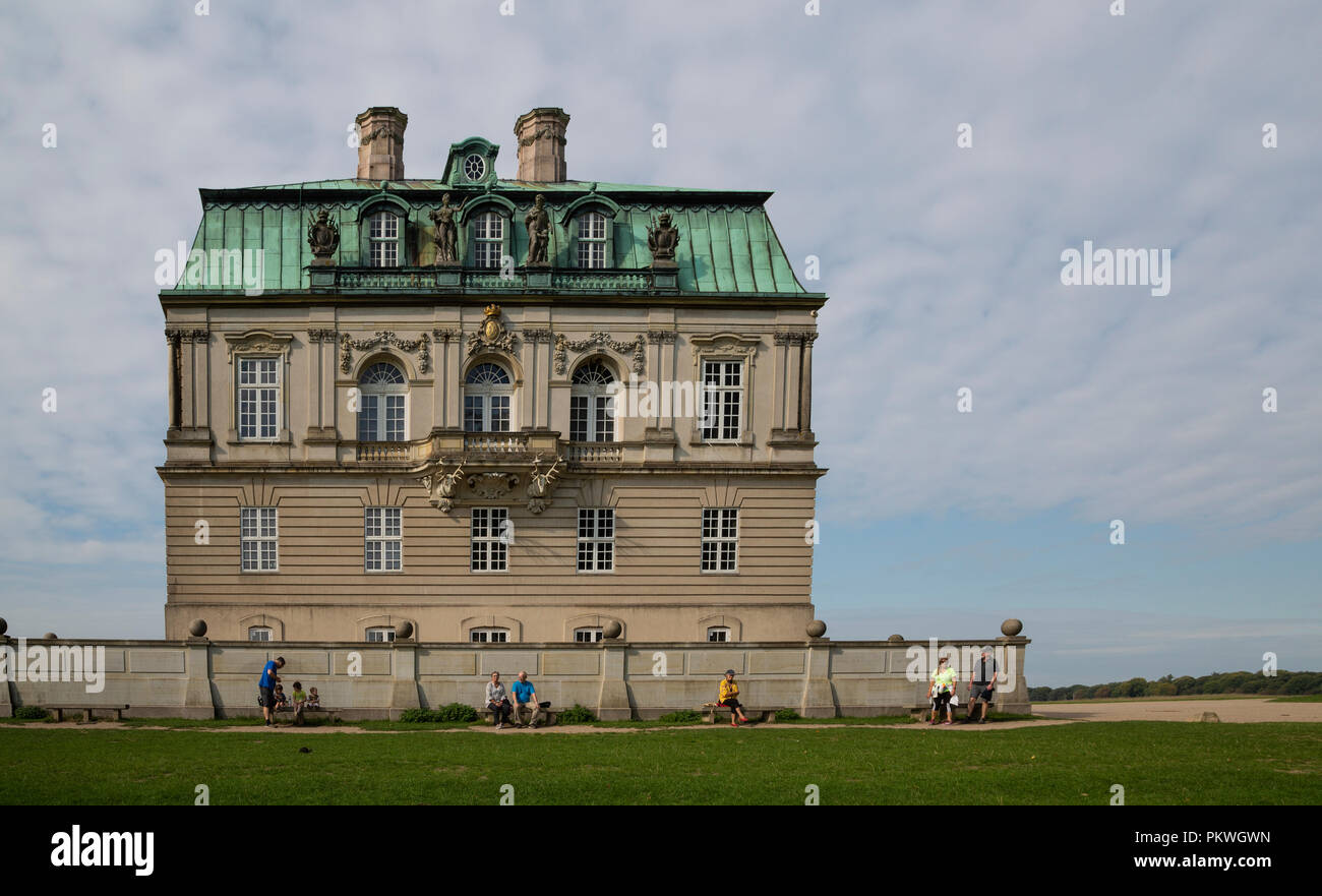 "Eremitagen'. Palacete en Jaegersborg Dyrehave al norte de Copenhague, Dinamarca. Construido por el arquitecto 1734-36 Lauritz de Thura para Rey Cristiano 6. El Foto de stock