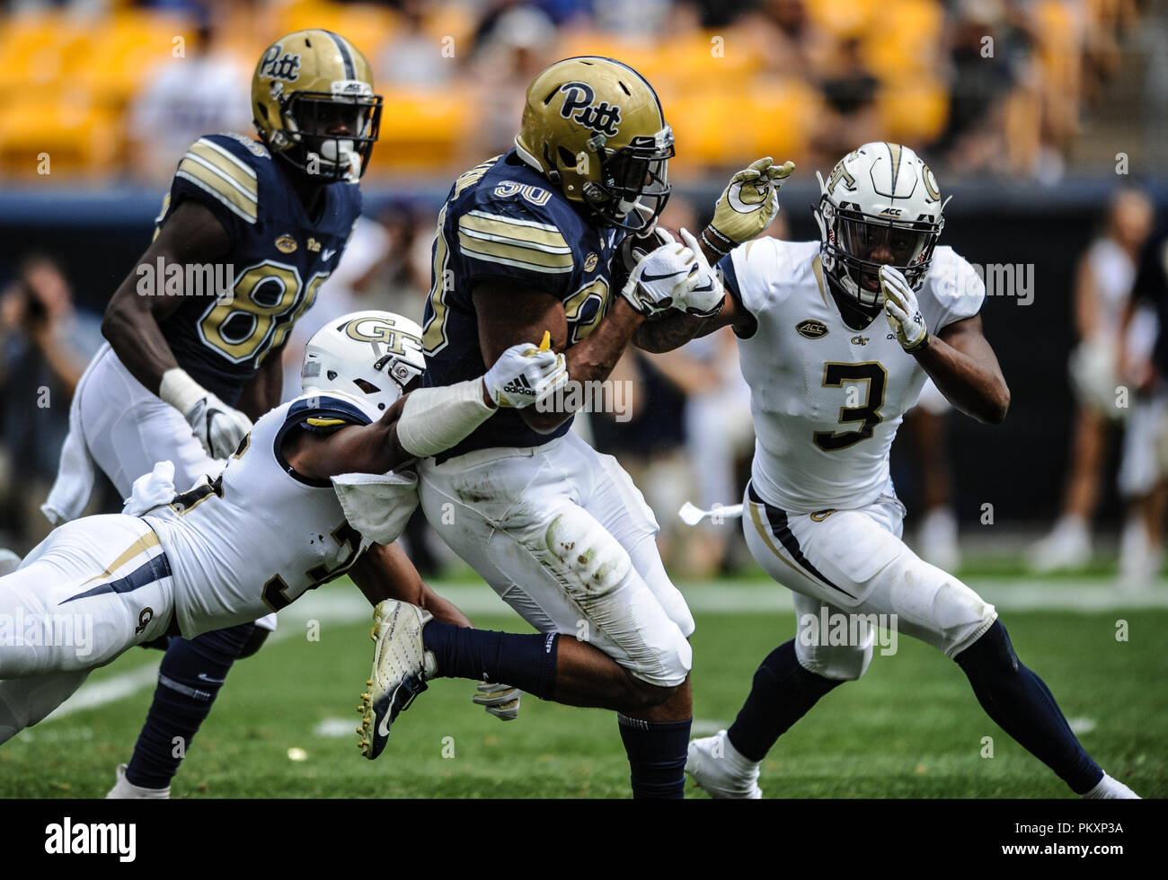 September 15th, 2018: Pitt #58 Quintin Wirginis, and Damar Hamlin #3 during  the Pitt Panthers vs Georgia Tech Yellow Jackets game at Heinz Field in  Pittsburgh, PA. Jason Pohuski/(Photo by Jason Pohuski/CSM/Sipa USA Stock  Photo - Alamy