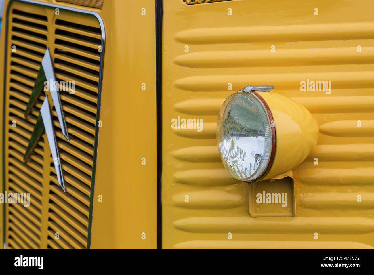 Citroën H Van, 1947 - 1981, los faros delanteros y el radiador detalle Foto de stock