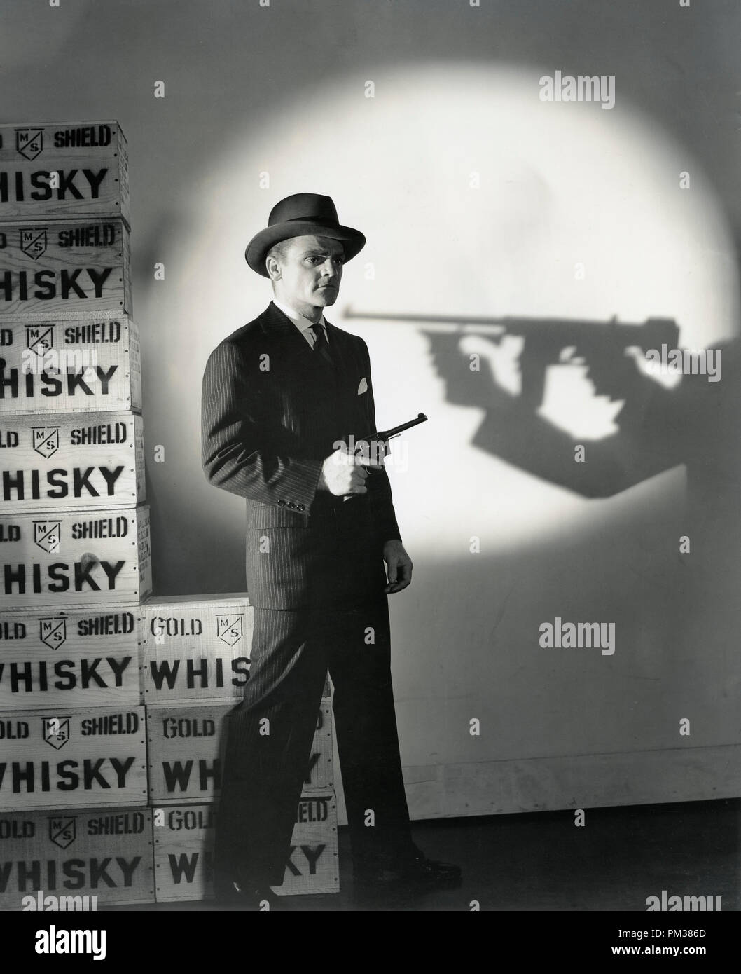 James Cagney Publicidad retrato de 'Los Locos Años Veinte' de 1939. Archivo de referencia # 1159 003tha Foto de stock