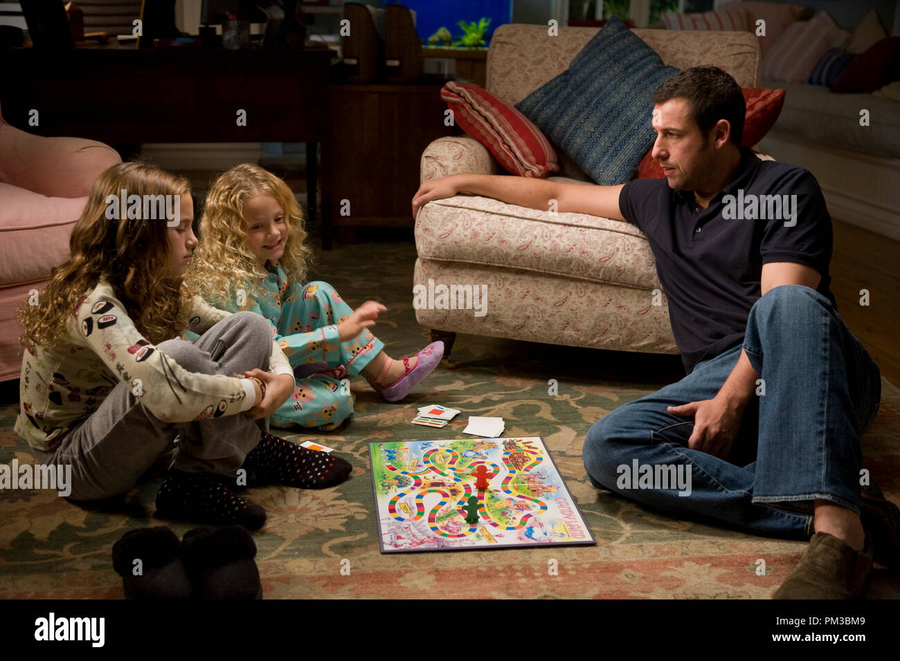 Adam Sandler, Maude Apatow y Iris Apatow en Universal Pictures' 'Funny People' de 2009. Foto de stock
