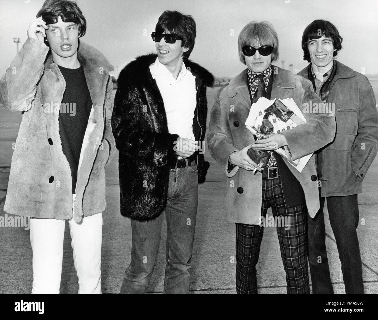 Mick jagger brian jones 1966 fotografías e imágenes de alta resolución
