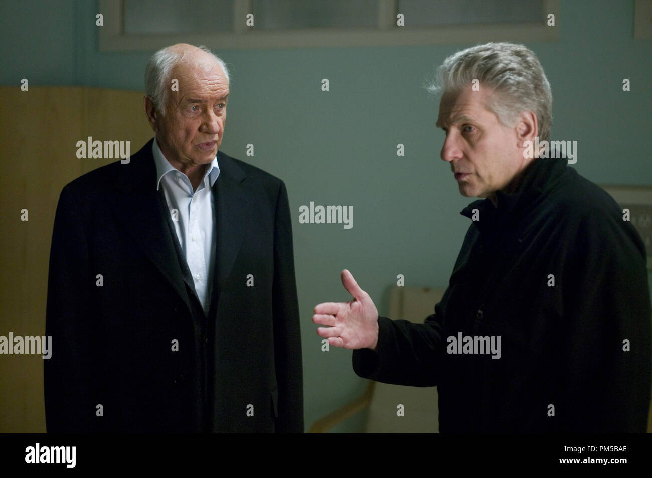 Película sigue de 'Promesas del Este' Armin Mueller-Stahl, director David Cronenberg © 2007 Focus Features Crédito de la foto: Peter Mountain File Reference # 30738534THA sólo para uso editorial - Todos los derechos reservados Foto de stock