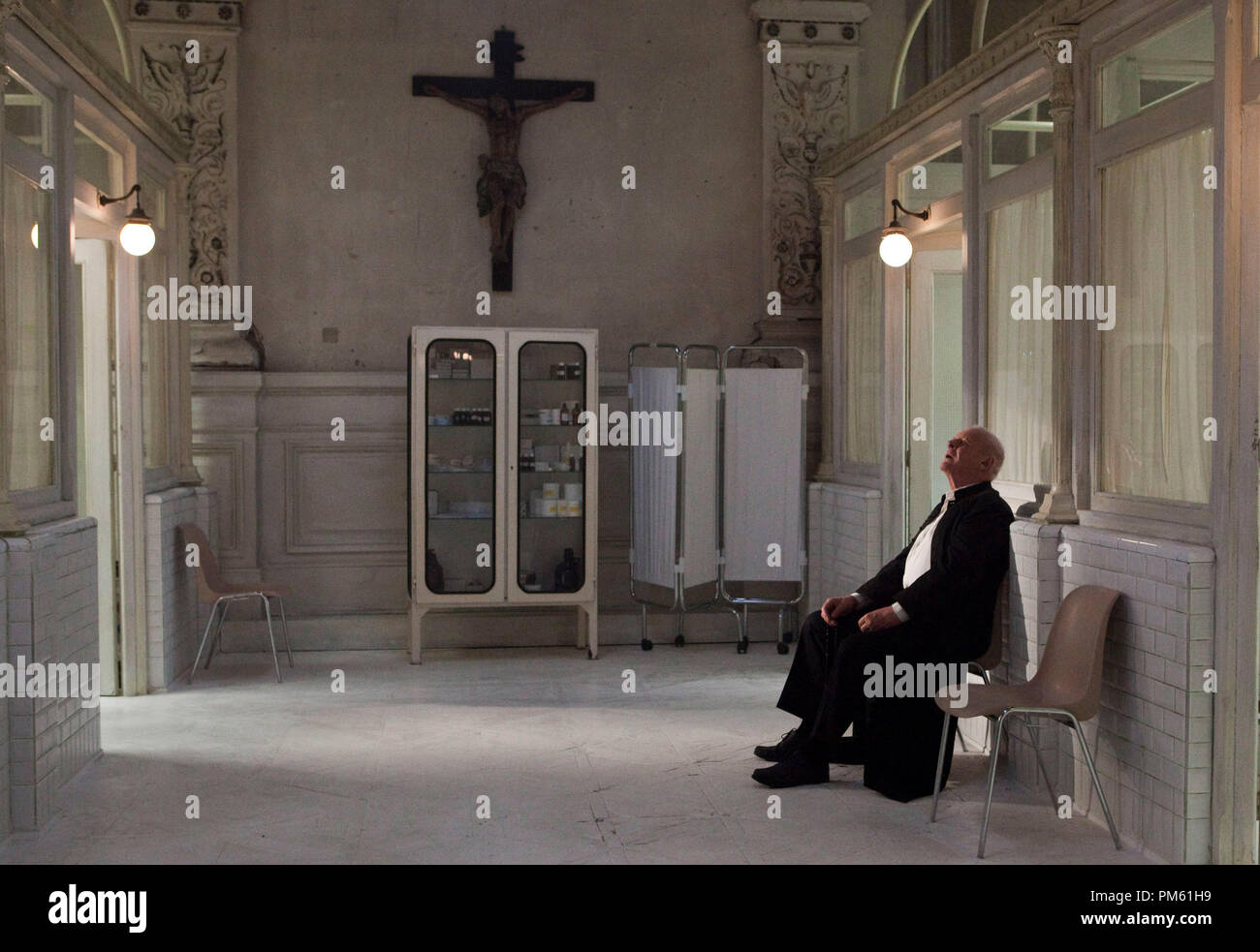 ANTHONY Hopkins como el padre Lucas en la nueva línea cine thriller  psicológico el rito, Warner Bros Pictures release Fotografía de stock -  Alamy