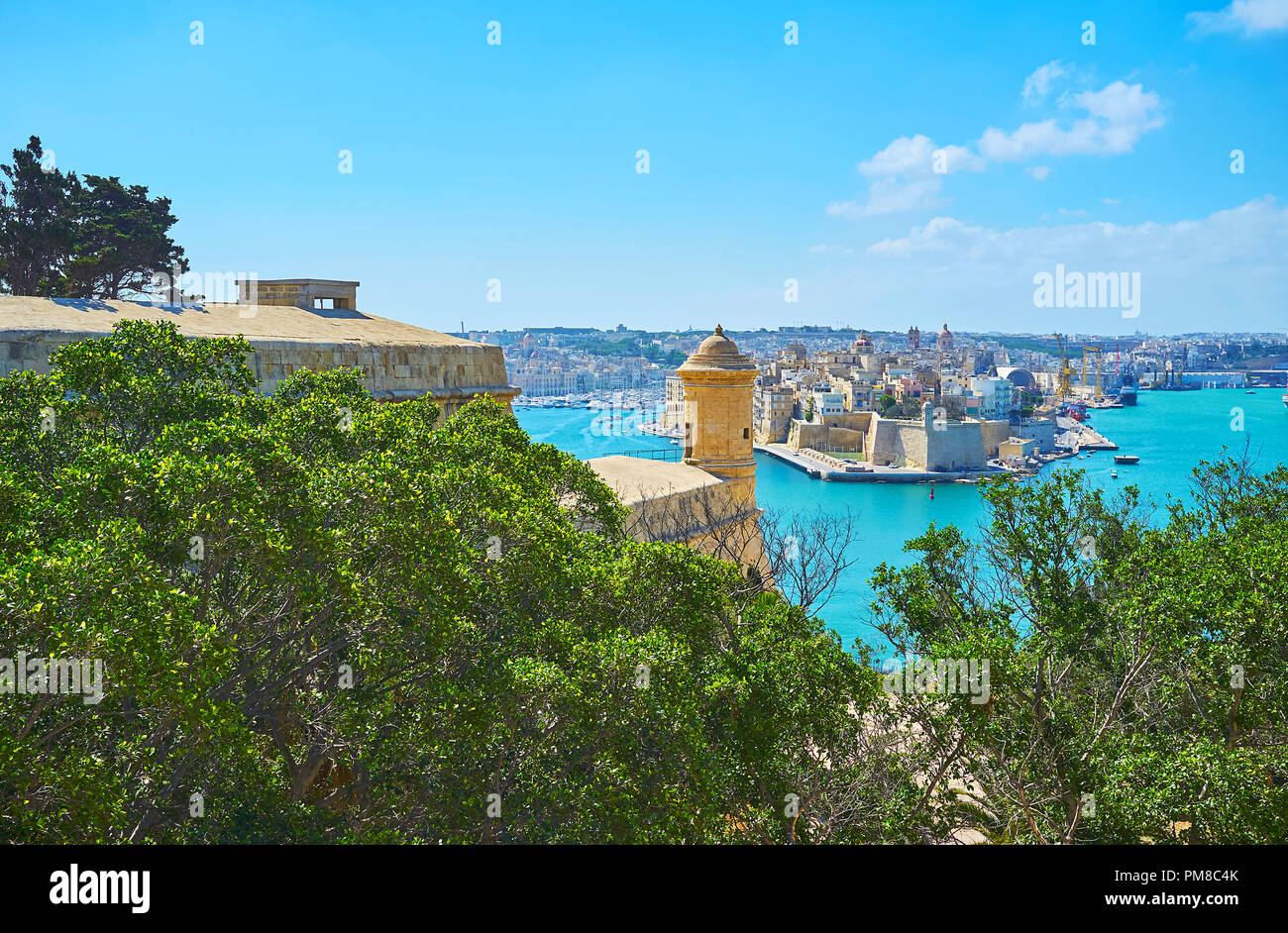 El Herbert ganado ubicada junto a los Jardines de San Pedro y san Pablo Contraguardia de Valletta fortaleza, el jardín de la terraza mirador, ostenta una hermosa Foto de stock