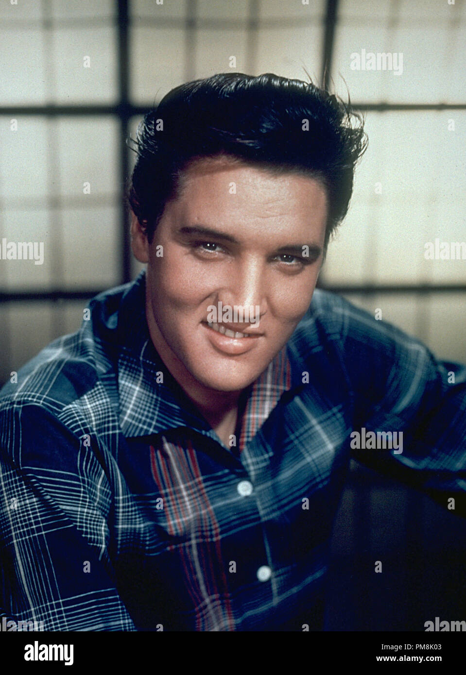 (Archivística Cine Clásico - Elvis Presley retrospectiva) Elvis Presley, circa 1958 Archivo de referencia # 31616 076tha Foto de stock