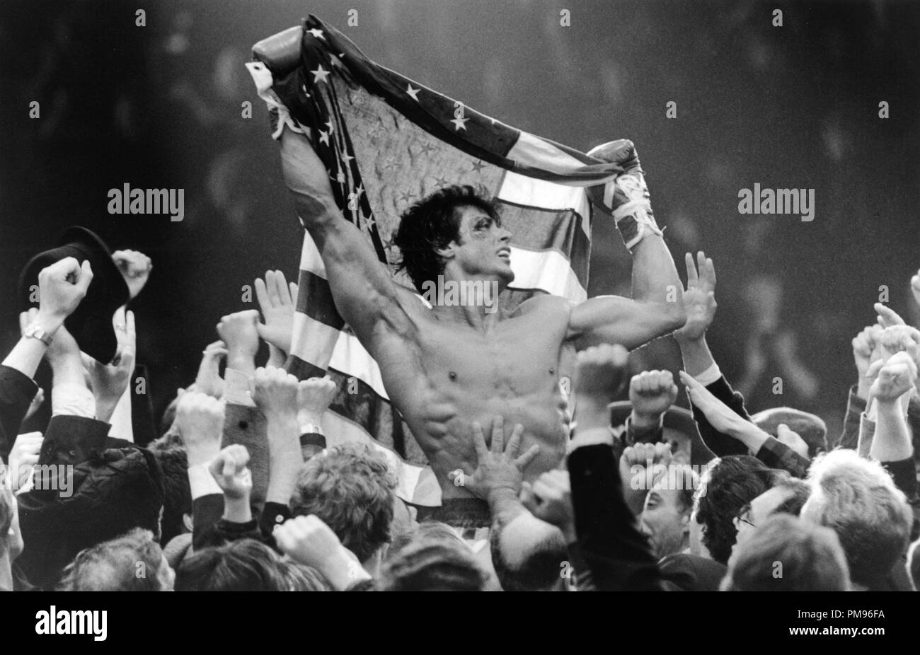 Studio publicidad todavía de 'Rocky IV' Sylvester Stallone © 1985 MGM/UA Todos Los Derechos Reservados Archivo de referencia # 31703104THA sólo para uso editorial Foto de stock
