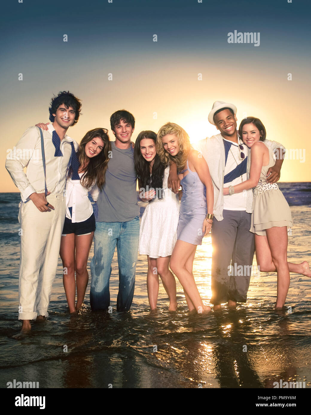 Temporada 2 90210 (2009- 2010) elenco Shenae Grimes, AnnaLynne McCord, Jessica Stroup y Jessica Lowndes Foto de stock