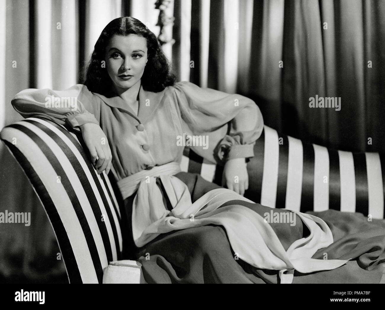 Vivien Leigh circa 1940 Archivo de referencia # 32263 231tha Foto de stock