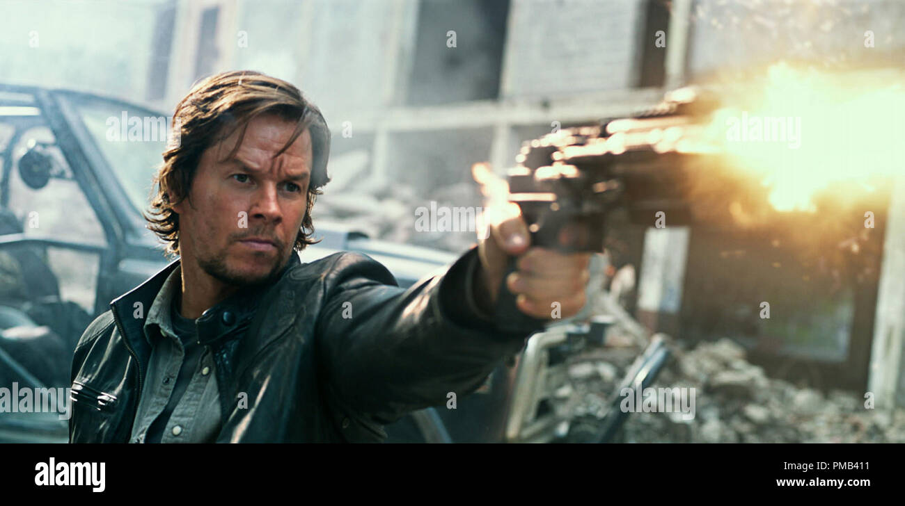 Mark Wahlberg juega Cade Yeager en Transformers El último caballero