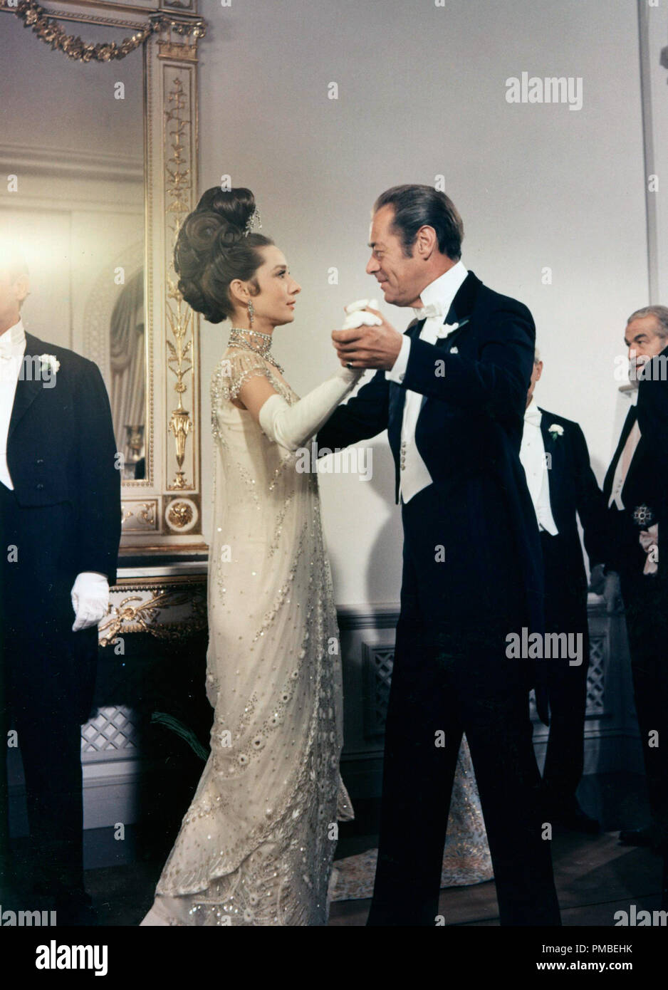Audrey Hepburn y Rex Harrison en "My Fair Lady", 1964 Warner Bros. Archivo de referencia 33371