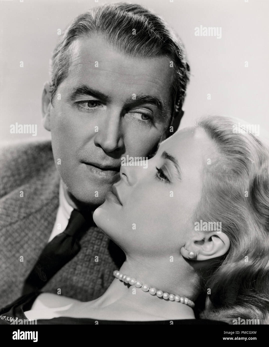 James Stewart, Grace Kelly, en "Ventana trasera' (Paramount, 1954). Archivo de referencia # 33635 196tha Foto de stock