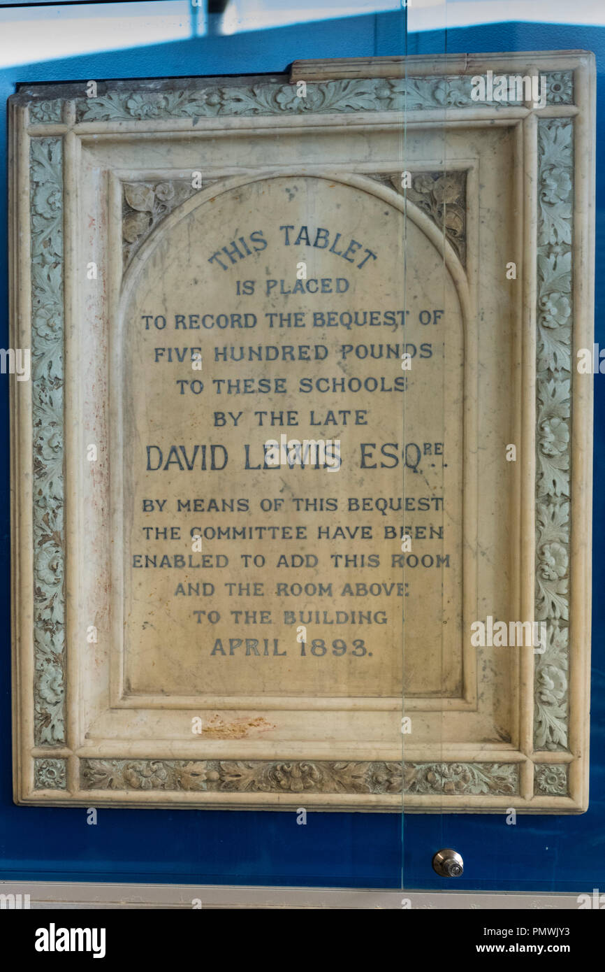 Liverpool Kensington Deane el camino del cementerio viejo hebreo Congregación 1837 lápida David Lewis murió 1885 fundador Lewis & Bon Marche almacenes Foto de stock