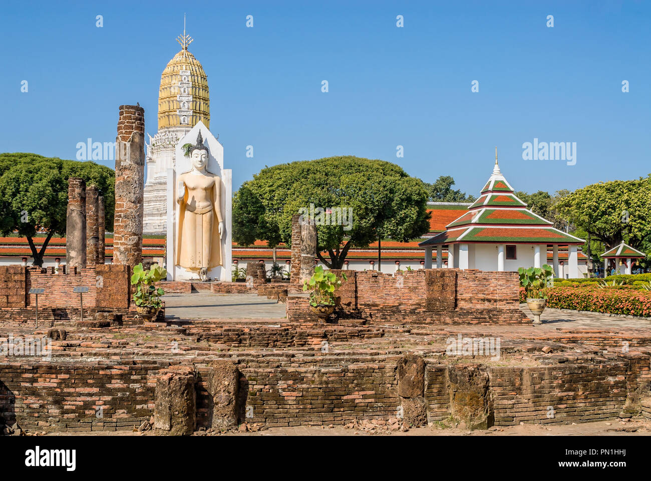 Wat Phra Sri Rattana Mahathat, Phitsanulok, Tailandia Foto de stock