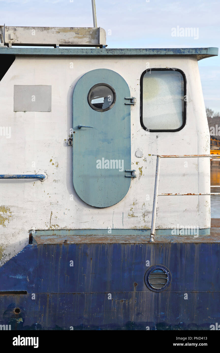 Premio Autorizar Viaje Puerta estanca en barco camarote exterior Fotografía de stock - Alamy