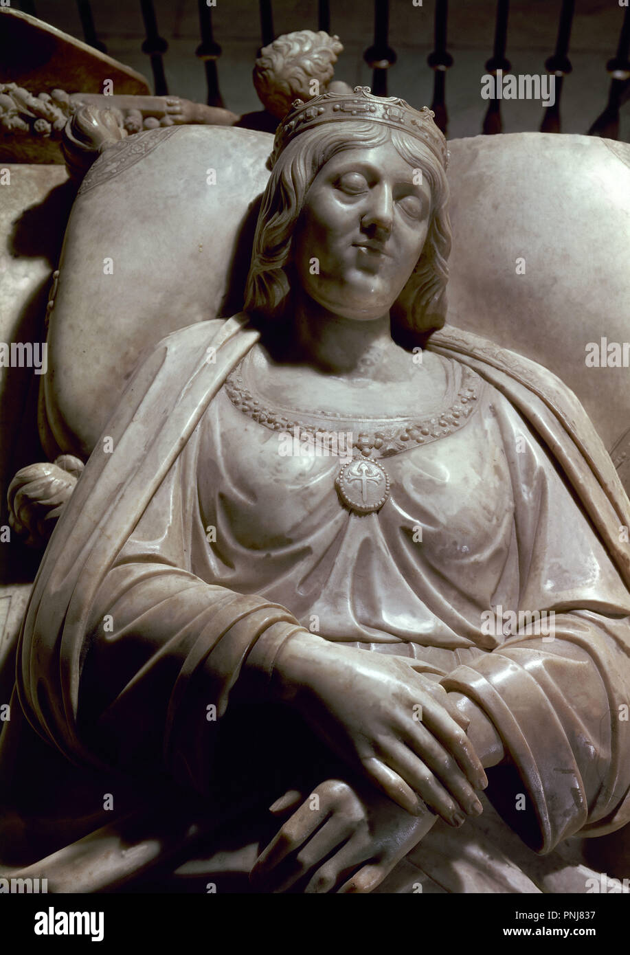 Sepulcro de los Reyes Católicos. Detalle de la estatua yacente de Isabel la Católica. Granada, la Capilla Real. Autor: Domenico Fancelli. Ubicación: CATEDRAL Y CAPILLA REAL-INTERIOR. GRANADA. España. Foto de stock