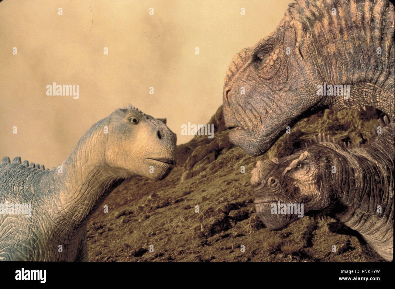 El título de la película original: dinosaurio. Título en inglés: dinosaurio.  Año: 2000. Director: Eric Leighton, RALPH ZONDAG. Crédito: Walt Disney  Pictures / Álbum Fotografía de stock - Alamy