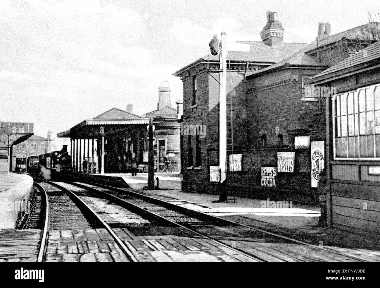 Antiguo ferrocarril midland Imágenes de stock en blanco y negro - Alamy