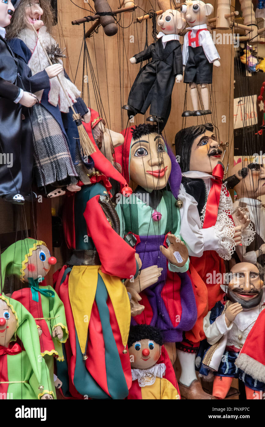 venta de marionetas