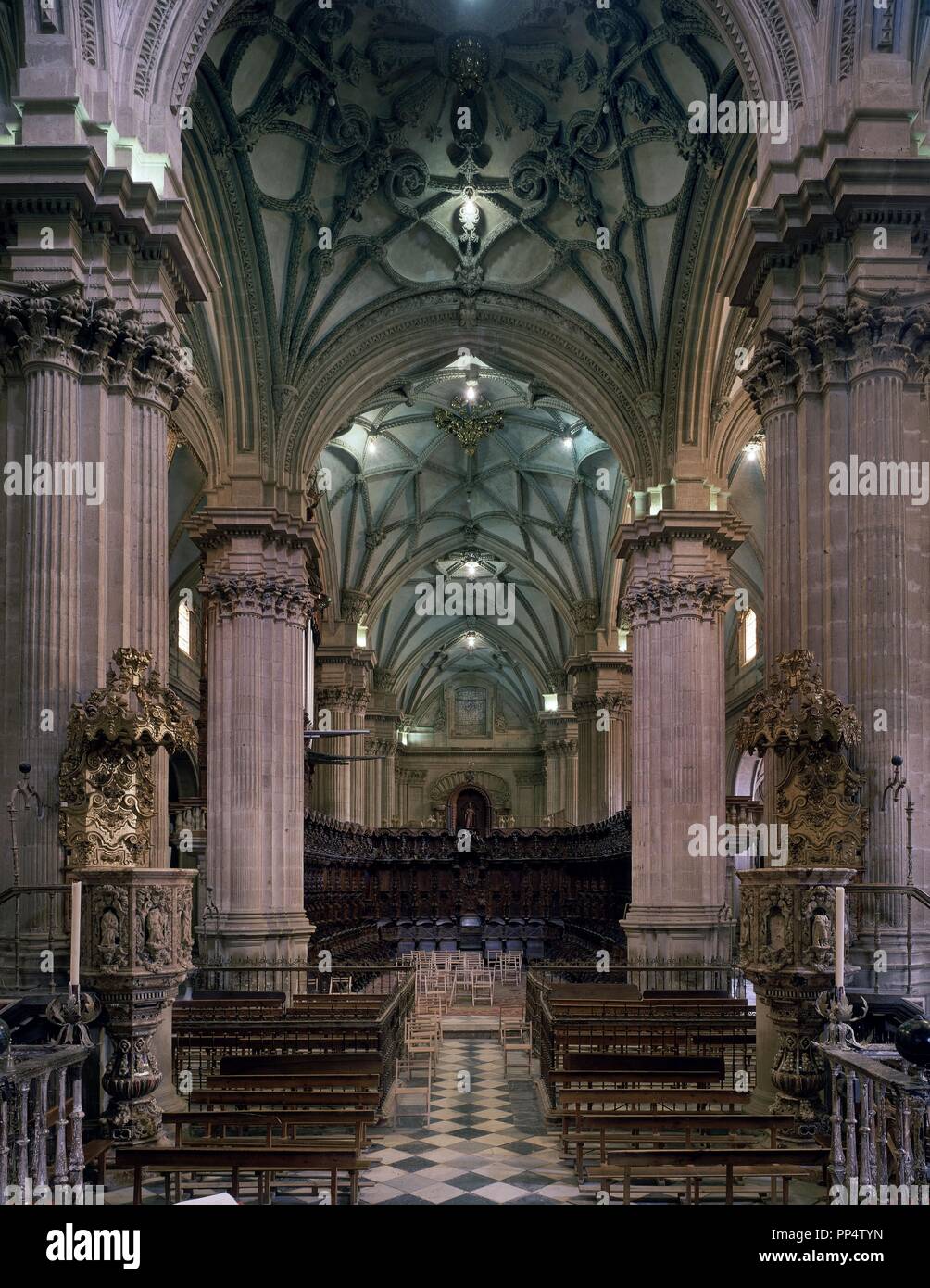 INTERIOR DE LA CATEDRAL DE GUADIX