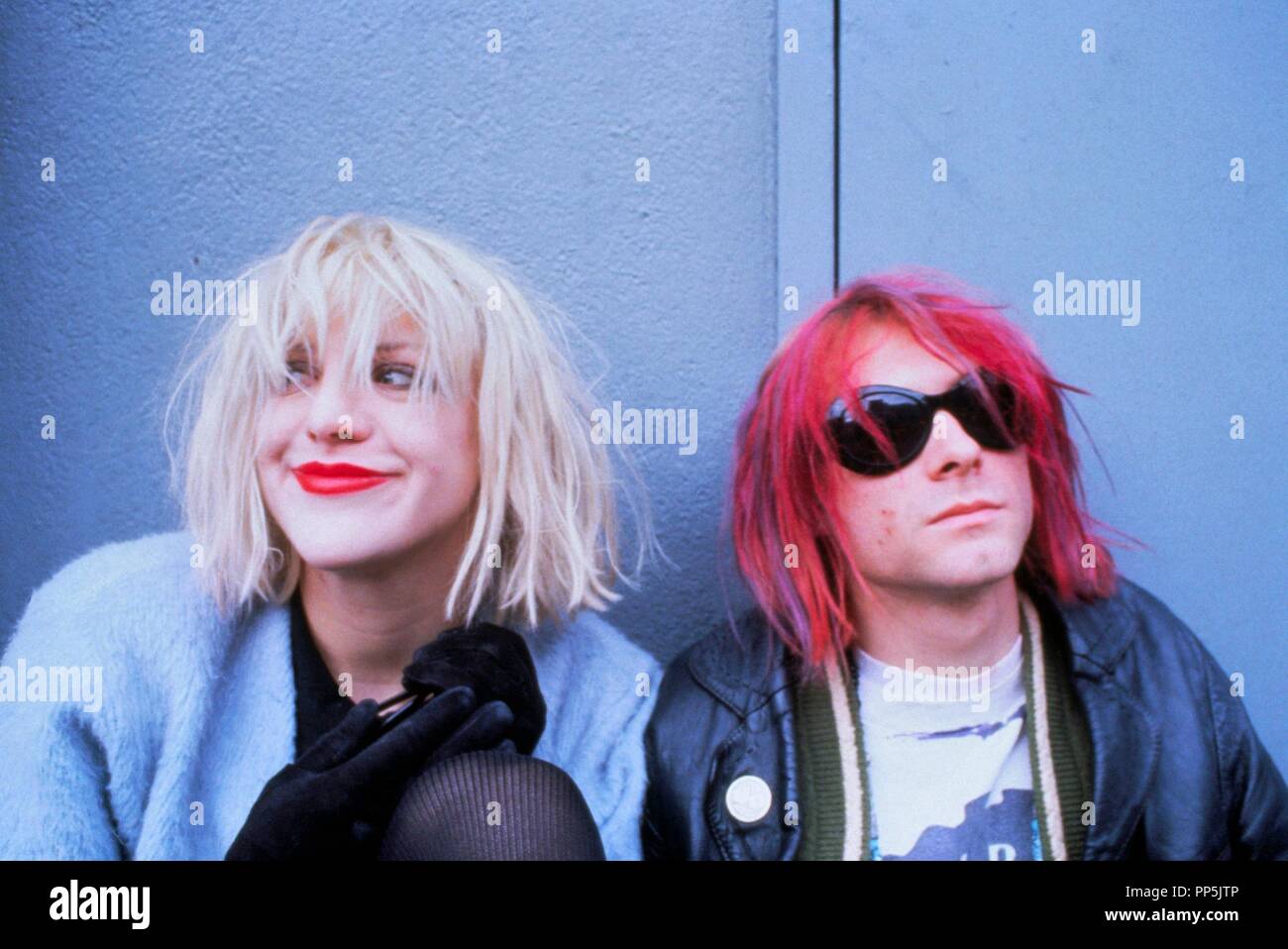 Kurt cobain con gafas sale