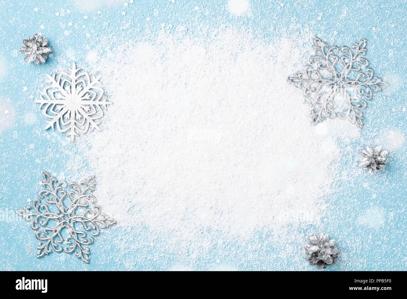 Tarjeta de invierno fotografías e imágenes de alta resolución - Alamy